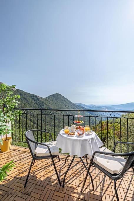 Havre De Paix Et Vue Exceptionnelle Proche Monaco Ferienhaus Peille